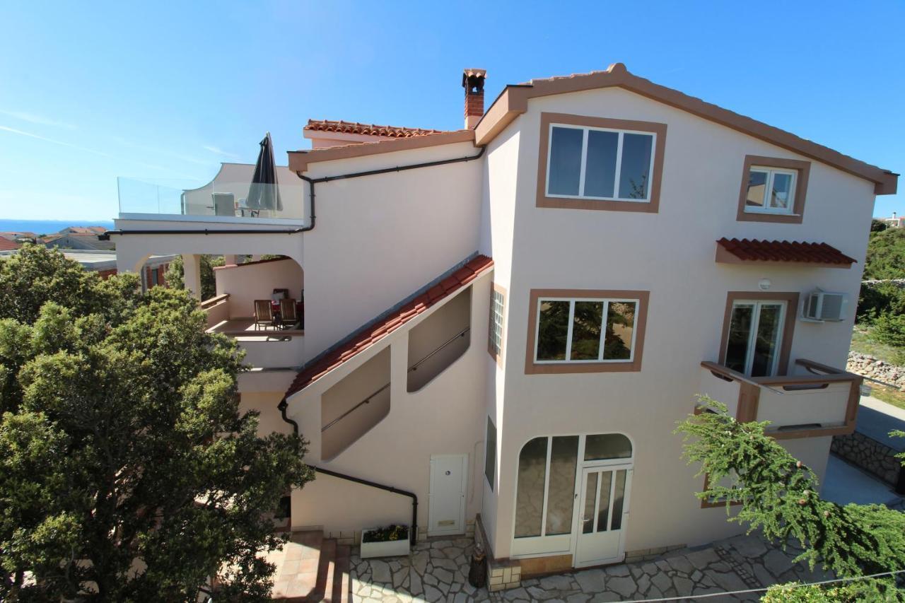 Apartments And Rooms With Parking Space Mandre, Pag - 6309 Kolan Exteriér fotografie